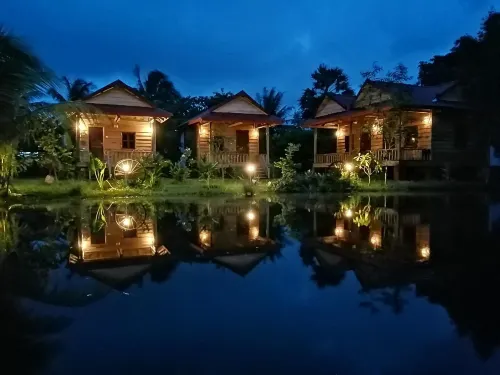 The Hidden Oasis Bungalows - Gæstehus