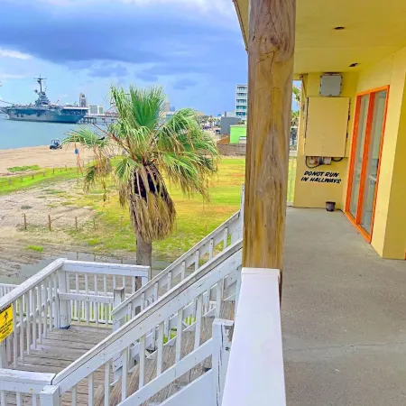 Sea Shell Inn on the Beach