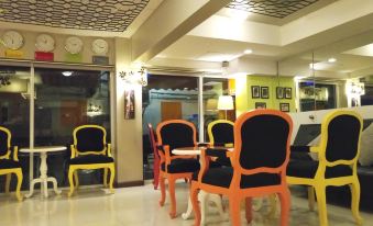 The Inn Saladaeng