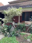Malabar Family Home - bar