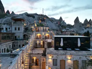 Caverna Hotel Premium Caves