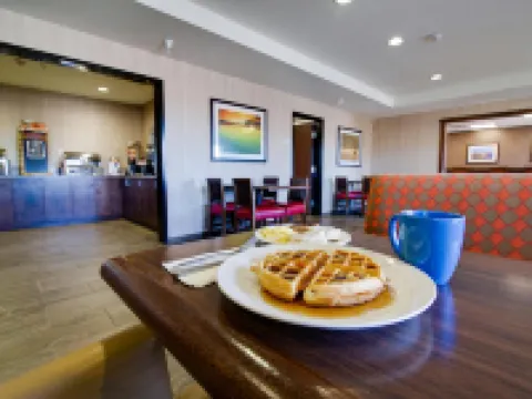Inn at Hunters Run Hotels in McKenzie County