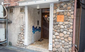 Friends & Couples, About 5 Minutes to Namba! Excellent Access to Downtown Osaka!