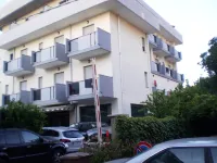 La Perla B&B Hotel - parking