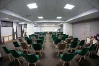 Grand View Hotel & Suites Copou