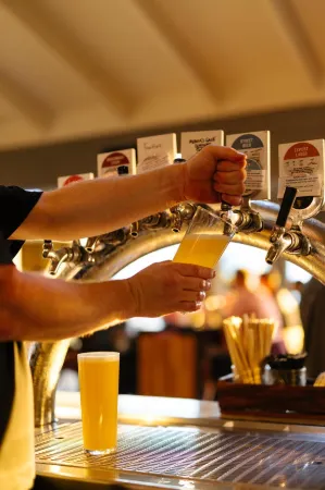 The Marina Hotel - Mindarie Отели в г. Янчеп