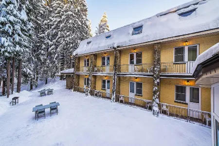 Домик Охотника Отели рядом с достопримечательностью «Taya»