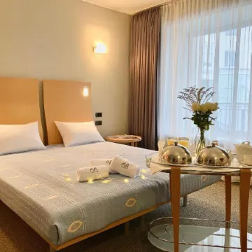 Eva Hotel (Ева Отель)