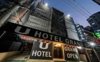 Sillim Yu Hotel U hotel - General Room - Healing Accommodation with Cats and Board Games Sillim Station 周辺のホテル