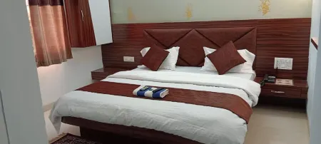 Hotel Shivalay Palace,Maheshwar Отели в г. Махешвар