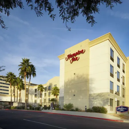 Hampton Inn Phoenix-Biltmore