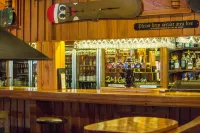 Powderhorn Chateau - bar