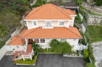 Jasmine Inn Отели в г. 