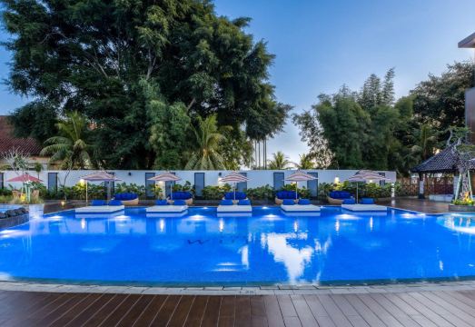 더 우질 세마랑