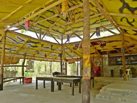 Abrassi Hotel and Restaurant