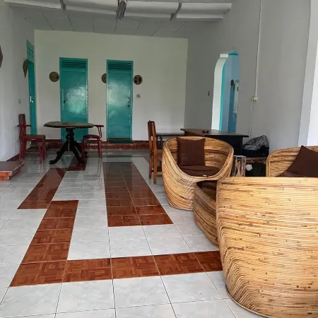 Stay and Farm Hostel