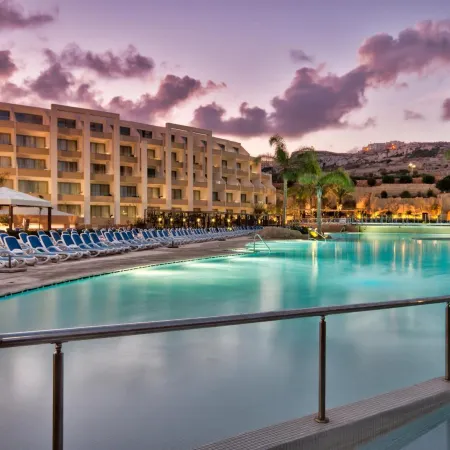 Db Seabank Resort + Spa All Inclusive