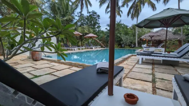 羅湖門塘勒度假村 漢班托特酒店