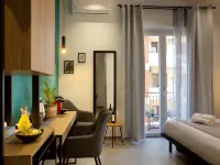 Mare Fuori Rooms Hotels near Leonelli's Beach