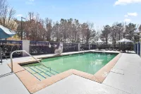 Best Western Plus Duluth/ Sugarloaf - Pools