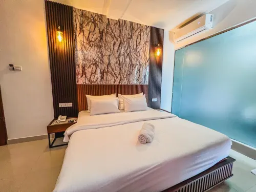 Hotel Elephant Park - New Deal! Exclusive Offers on Pickups Available! - Pools
