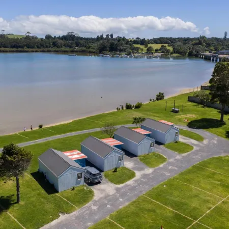 Waitangi Holiday Park