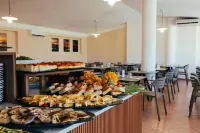 Cala Petrosa Resort - breakfast