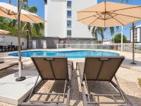 Wyndham Garden Monterrey Aeropuerto - Pools