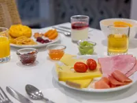 Novotel Suites Perpignan Centre - sarapan