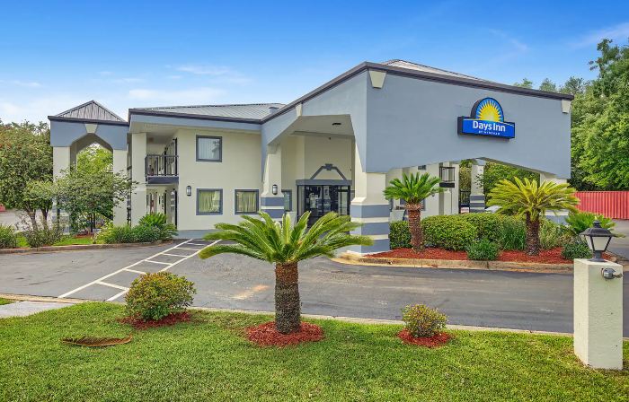 Days Inn by Wyndham Foley