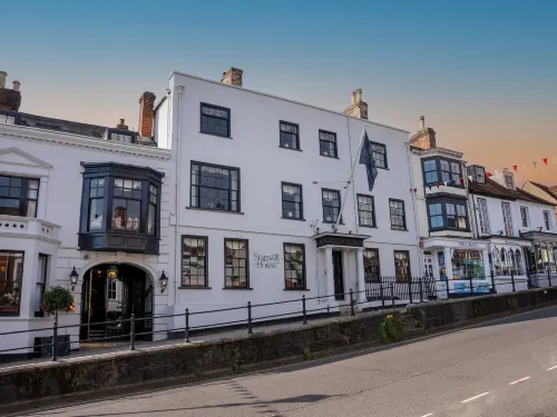 Stanwell House Hotels in Lymington