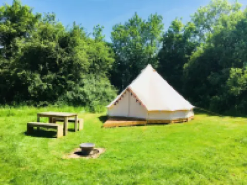 Cotswolds Camping at Holycombe โรงแรมใน