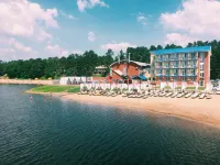 Otkrytyi Termalnyi Bassein