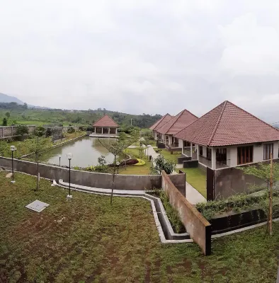 Pepabri Hotel & Resort Hotels in Cilimus