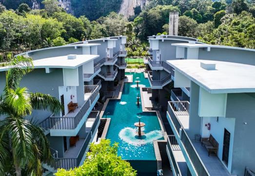 아라완 크라비 비치 리조트