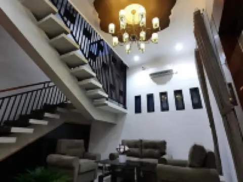 Safira Guesthouse Syariah Hotel di Sulingan