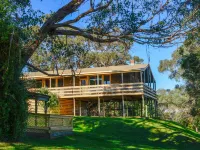 Iluka Retreat Glamping Village & Group Lodge Accommodation Hotels in Flinders