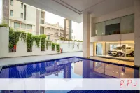 Rpj Hotel Rajkot