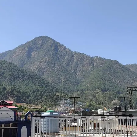 Gomukh Hotel