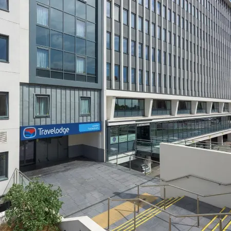Travelodge London Twickenham Отели рядом с достопримечательностью «Стадион «Туикенем»»