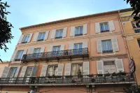 Hôtel Louvia