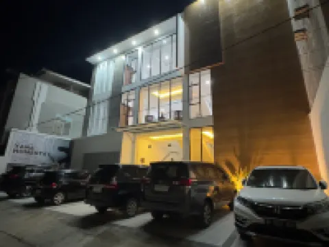 Yana Homestay Near Suzuya Lhokseumawe Hotels in Lhokseumawe