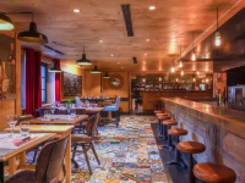 Chalet-Hôtel la Marmotte, la Tapiaz & Spa, the Originals Relais Hotels in Les Gets