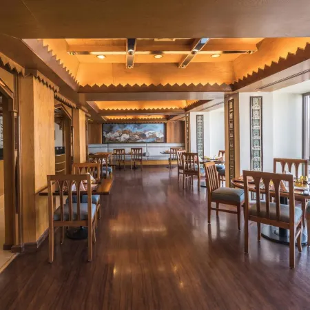 Oasis Hotel