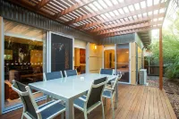 Quarterdecks Retreat