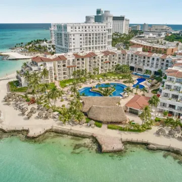 Fiesta Americana Villas Cancún Hotel dekat Pantai Mandala