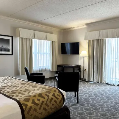 Chicago South Loop Hotel Hotels near Picasso Statue
