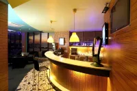 Hotel Maximillian - bar