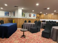 SK Premium Park at World Square Mall - 4 stelle