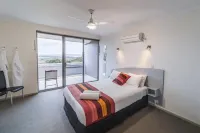 Cosy Corner Sea View Apartments - Holiday Apartments